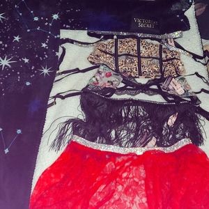 5 Victoria's Secret XS / S Garters